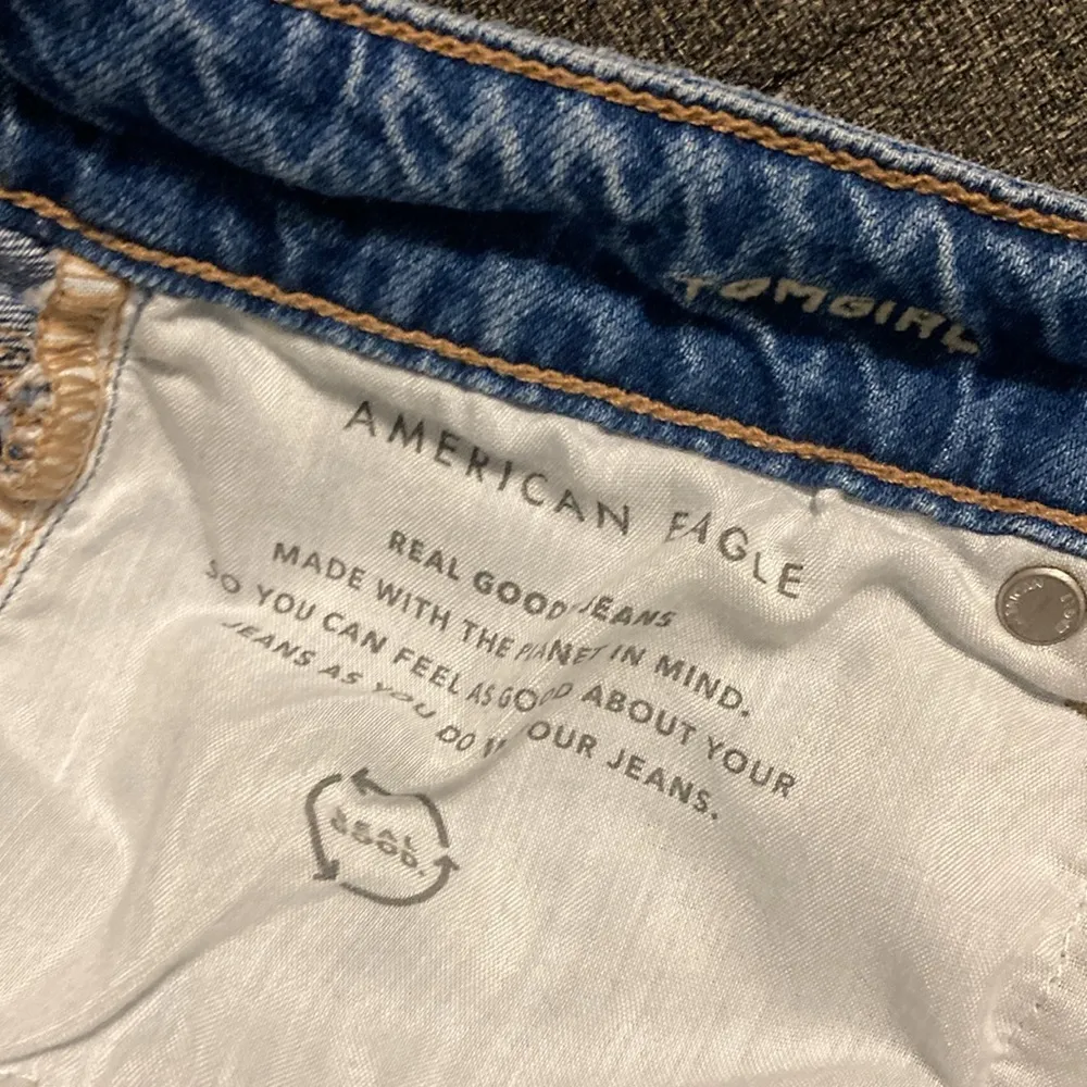 American Eagle Outfitters TomGirl Women’s Size US 8 Regular Blue Distressed Jean - Image 13