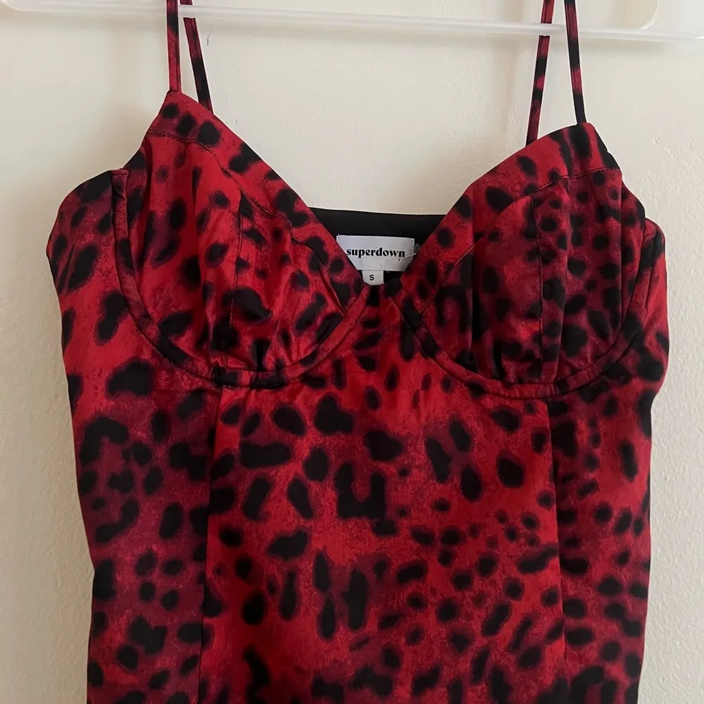 Superdown Red Leopard Kaia Underwire Thong Bodysuit Small NEW - Image 6