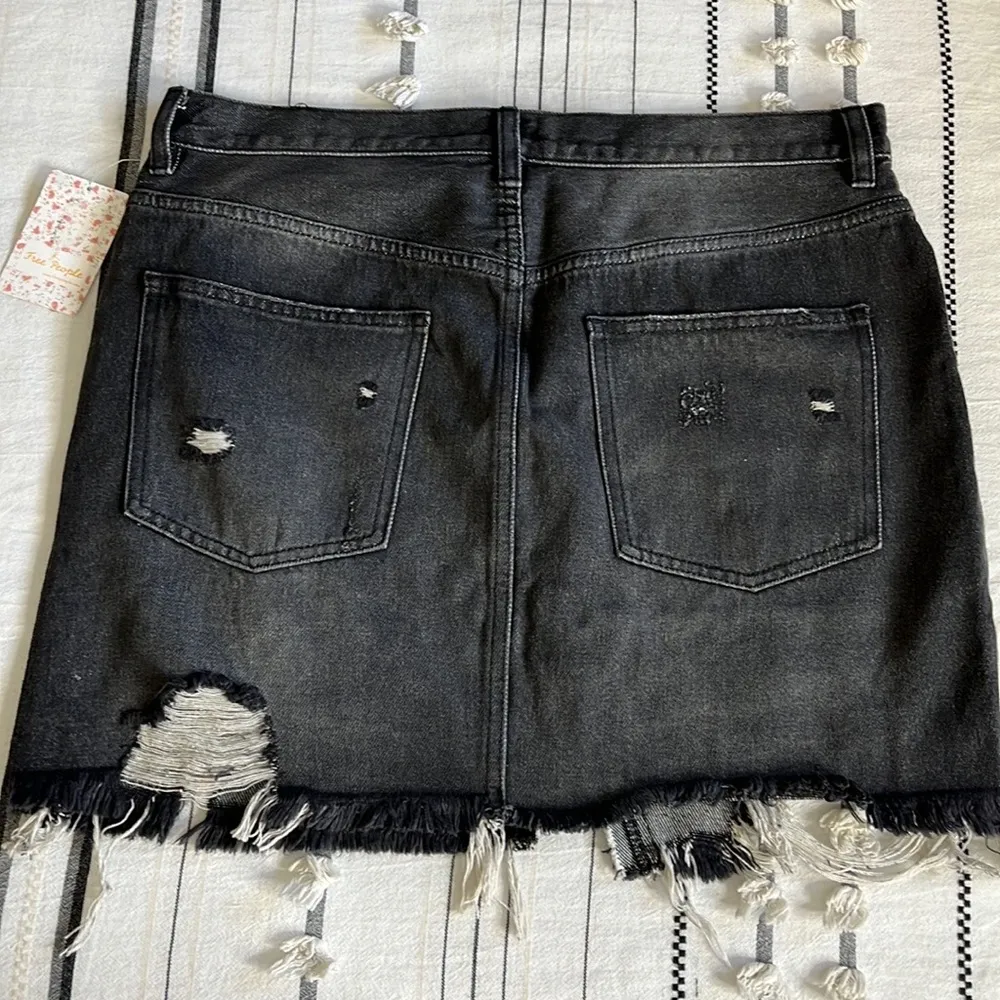 nwt // free people relaxed & destroyed denim skirt - Image 72