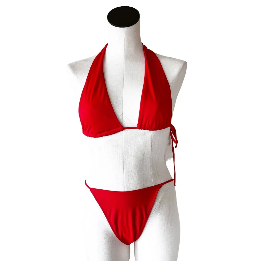 NWOT KENDALL & KYLIE Red Two Piece Swimsuit Halter Neckline Medium - Image 2