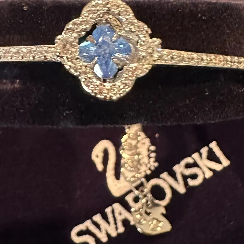 NWT SWAROVSKI Jewelry Collection Sparkling Dancing Bracelet with Dust bag & box - Image 7