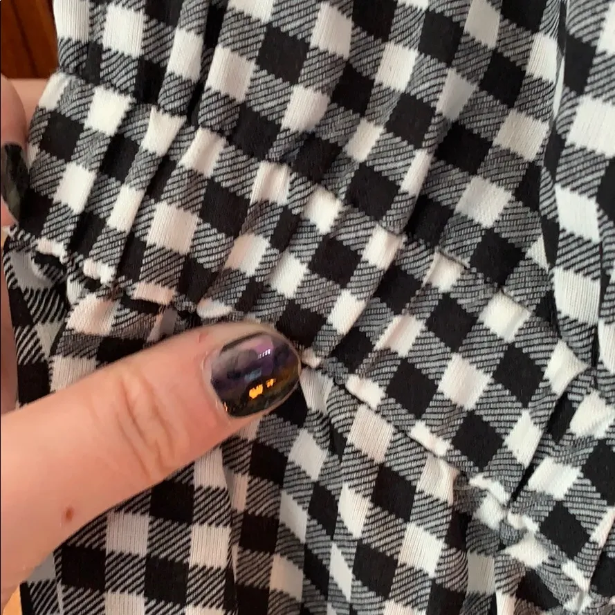 Maurices Black White Checkered Gingham Bell Sleeve Top NWT sz Medium - Image 4