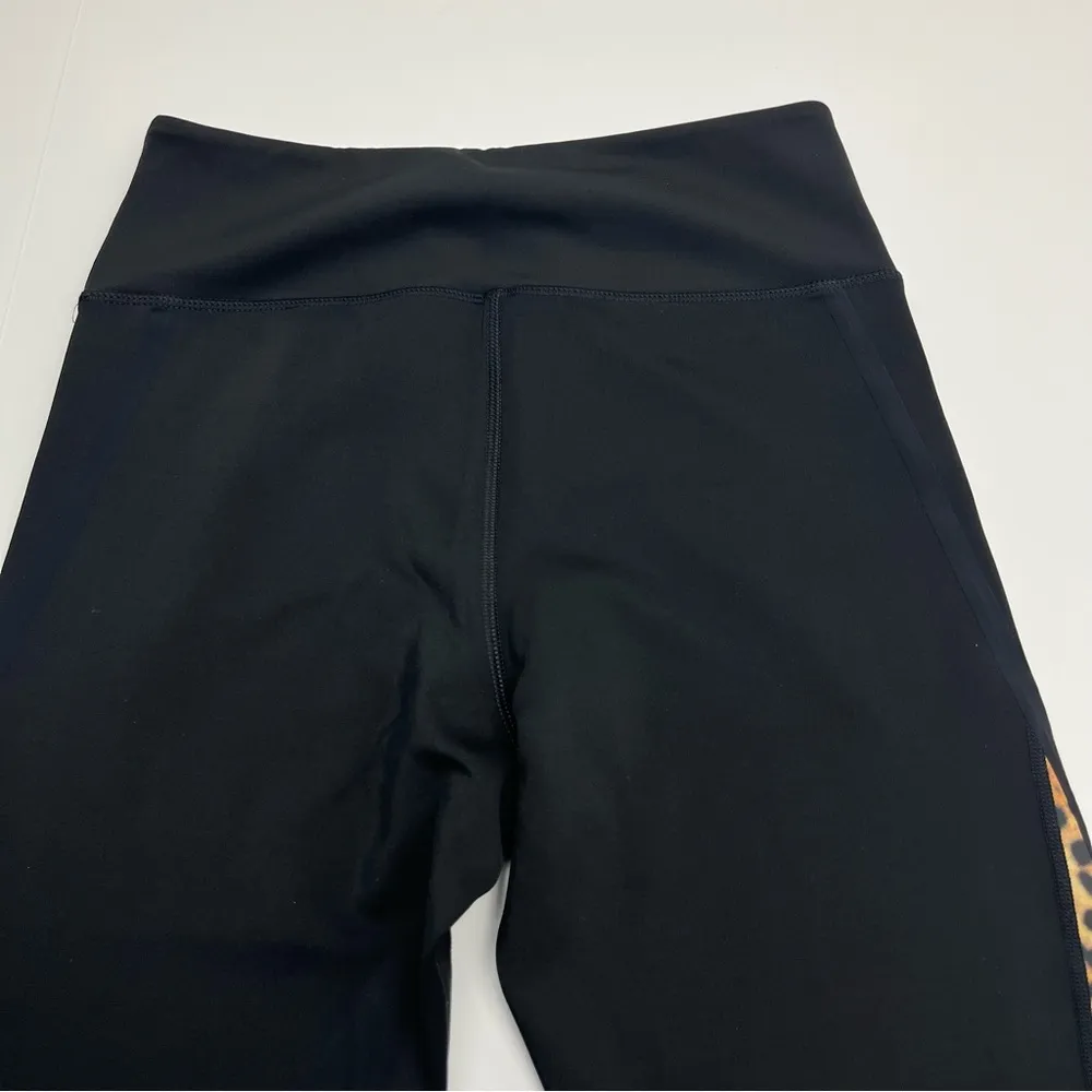 Aurum Fearless Black Cheetah Leopard Crop Legging Womens Size Large Athletic NEW - Image 15