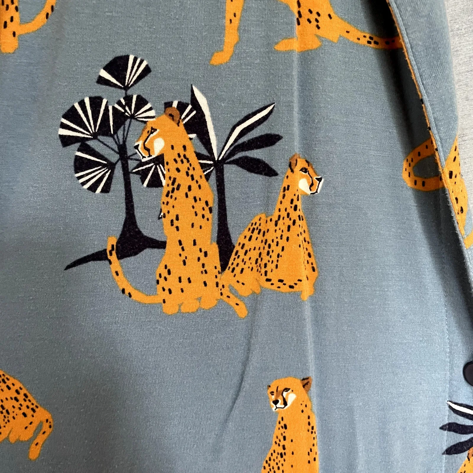 Soma button down pajama top soft short sleeves leopards big cats women L rayon Size L - Image 5