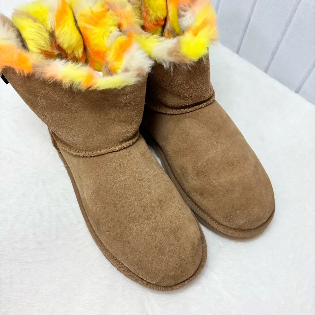 UGG CLASSIC MINI BAILEY BOW PUNK PLAID CHESTNUT BOOTS Vibrant Fur Lining Size 9 - Image 2