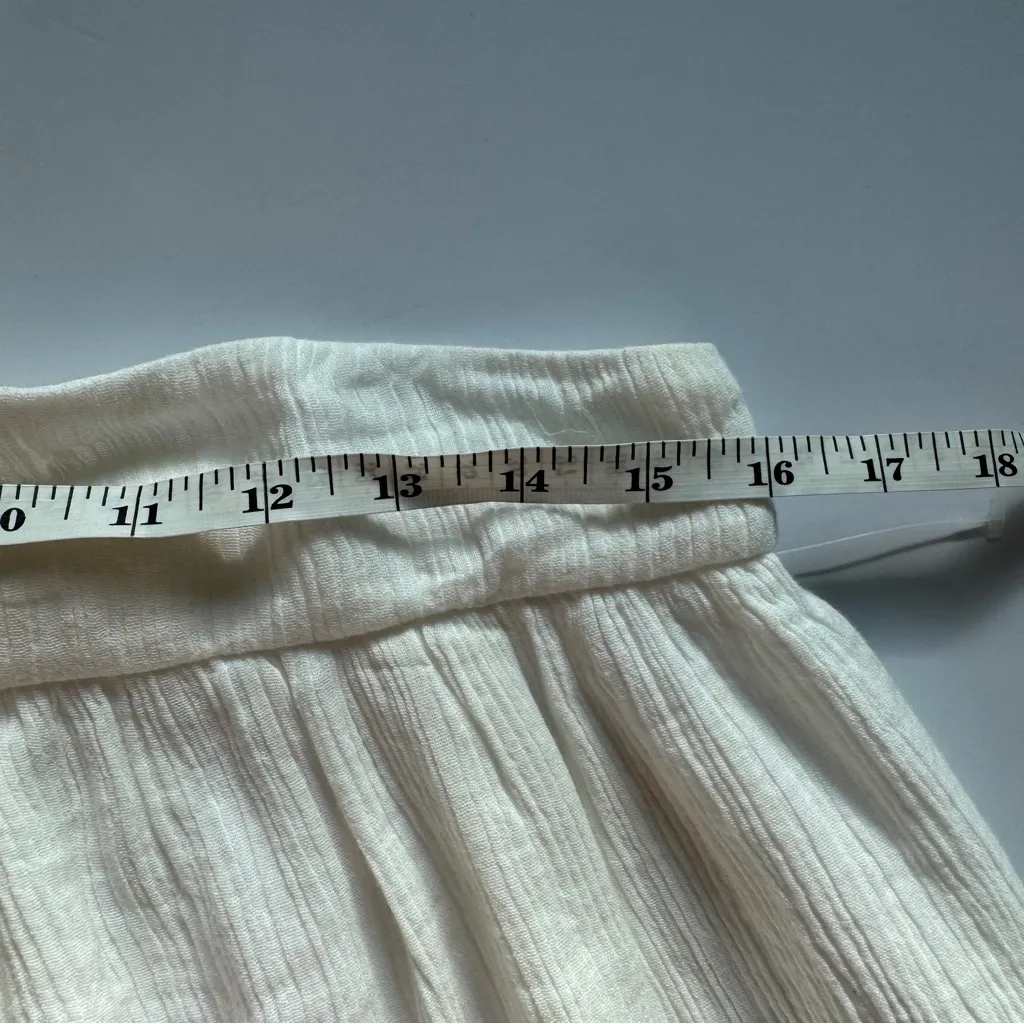 PQ Swim Water Lily Ava White Top Size XS/Small NWT - Image 4