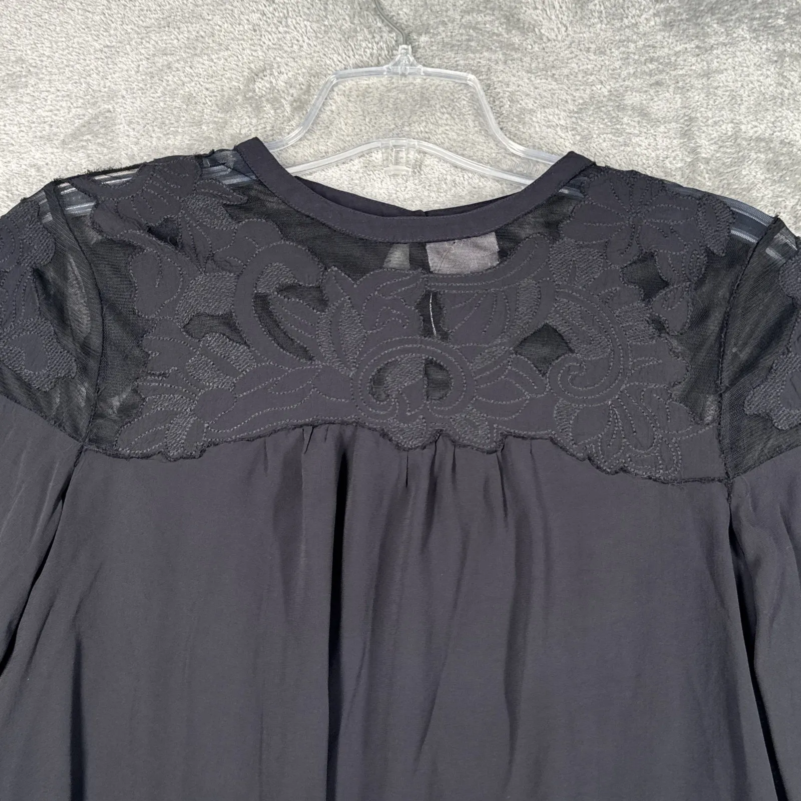 Anthropologie Vanessa‎ Virginia Shirt Womens 6 Black Gothic Neutral Minimalist - Image 4