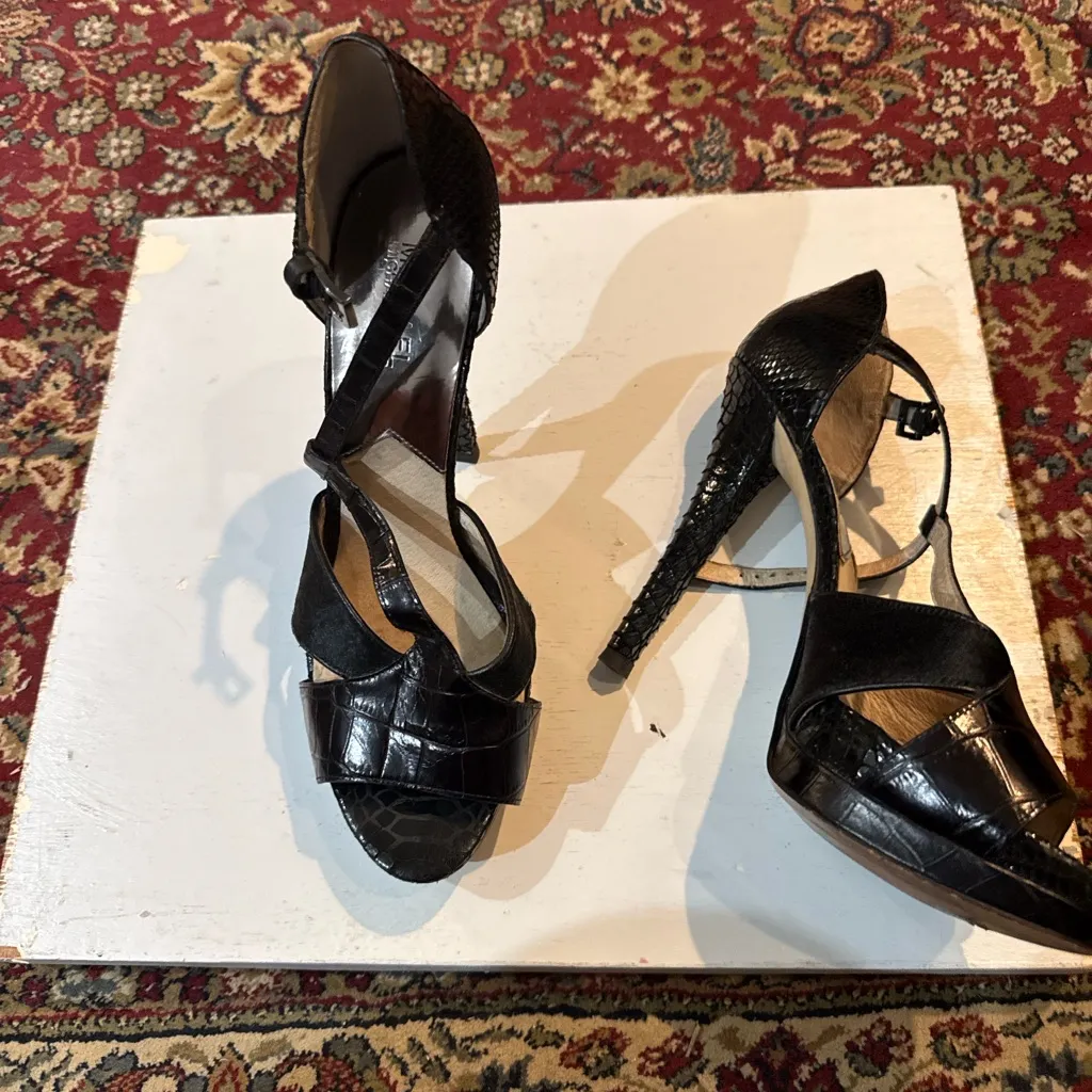 Michael Kors Black Croc-Patterned Heels - Image 3