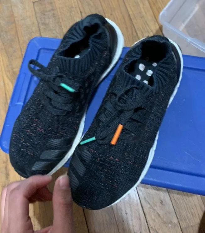 Adidas Ultraboosts - Image 6