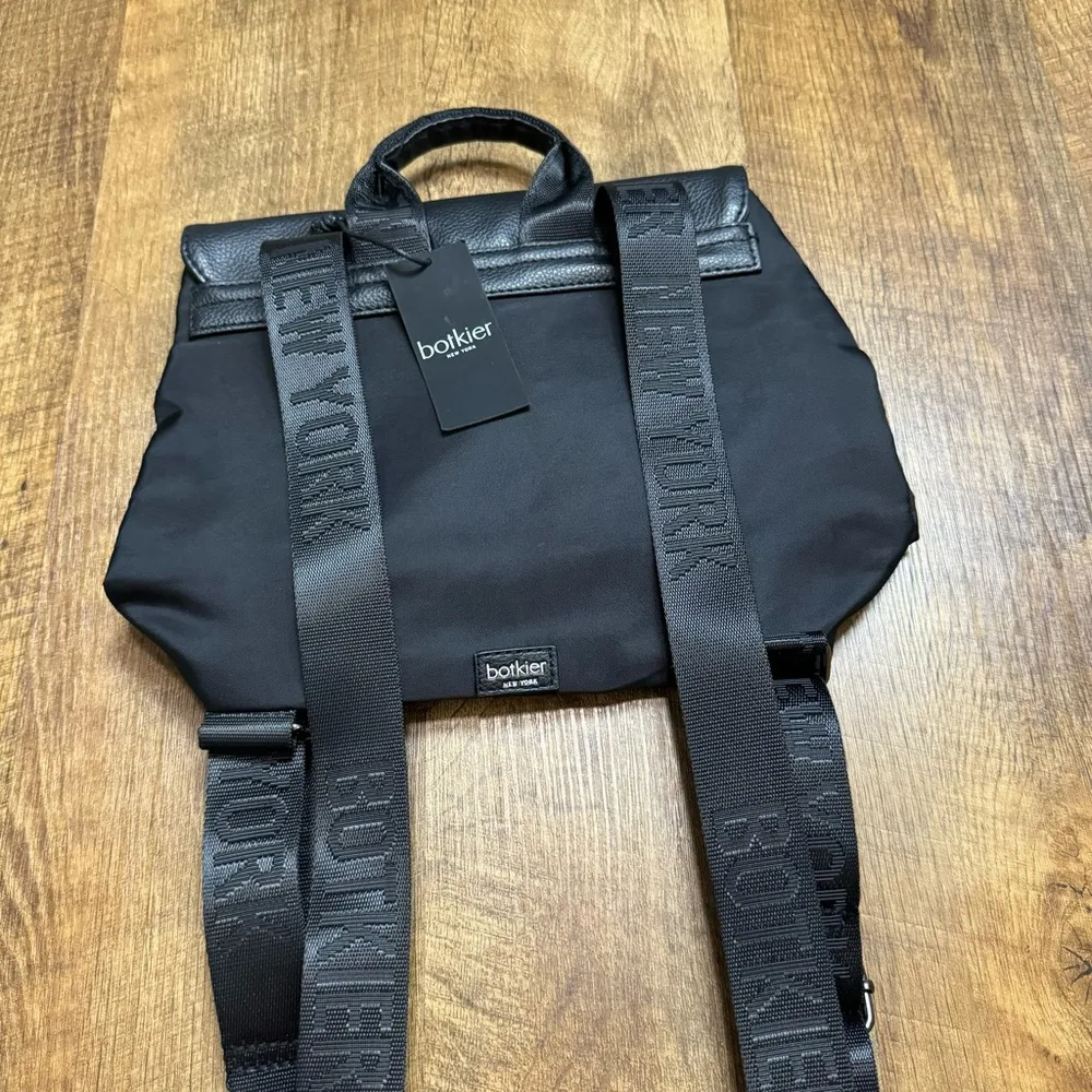 NWT Botkier New York Mini Trigger Backpack Black - Image 9