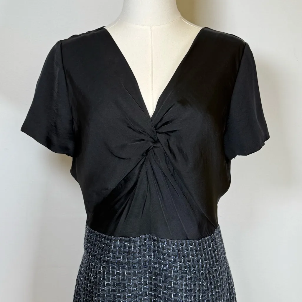 Banana Republic Sheath Dress V-Neck Black Top Navy Plaid Skirt Women’s Size 10 - Image 3