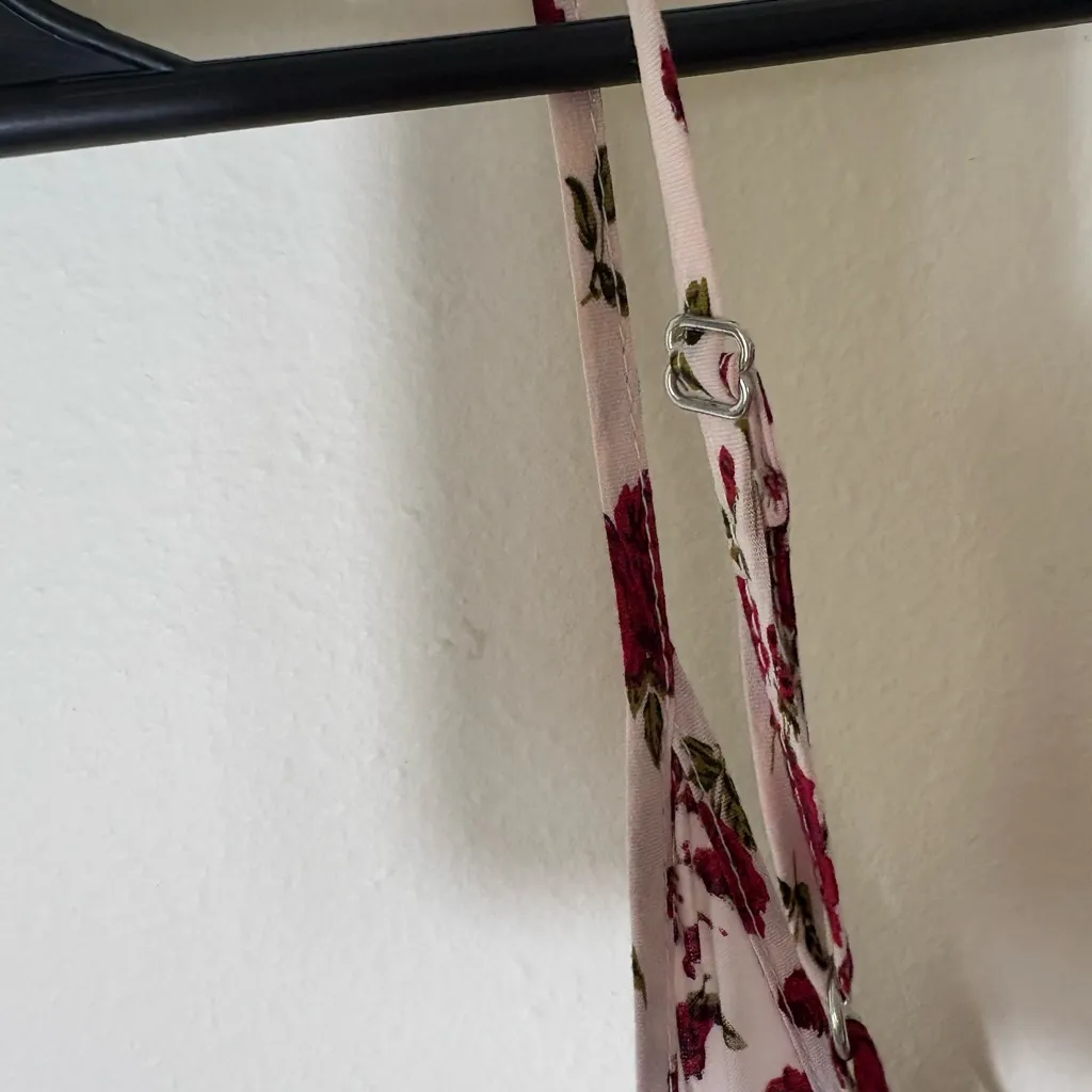 Brandy Melville Womens Rose‎ Flower Sundress Red White - Image 8