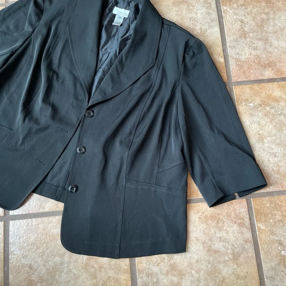 T. Milano black open blazer size 22W - Image 2