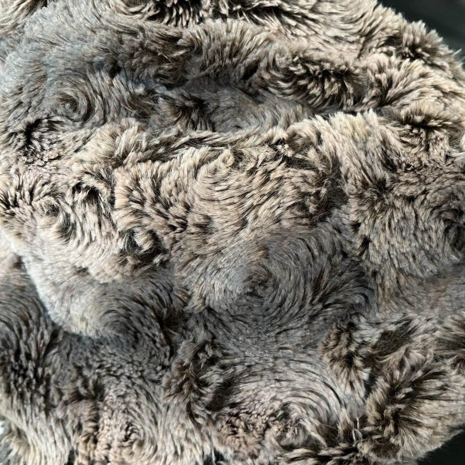 Peace & Pearls Faux Fur Wrap Shawl Infinity Scarf Cowl Rosette Plush One Size - Image 4