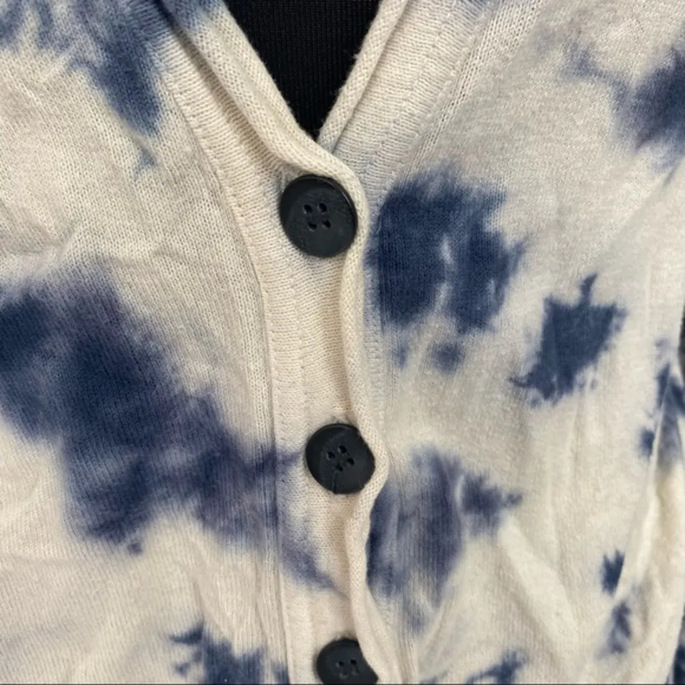 STARING at Stars Tie Dye Cardigan in Size Medium - Image 3