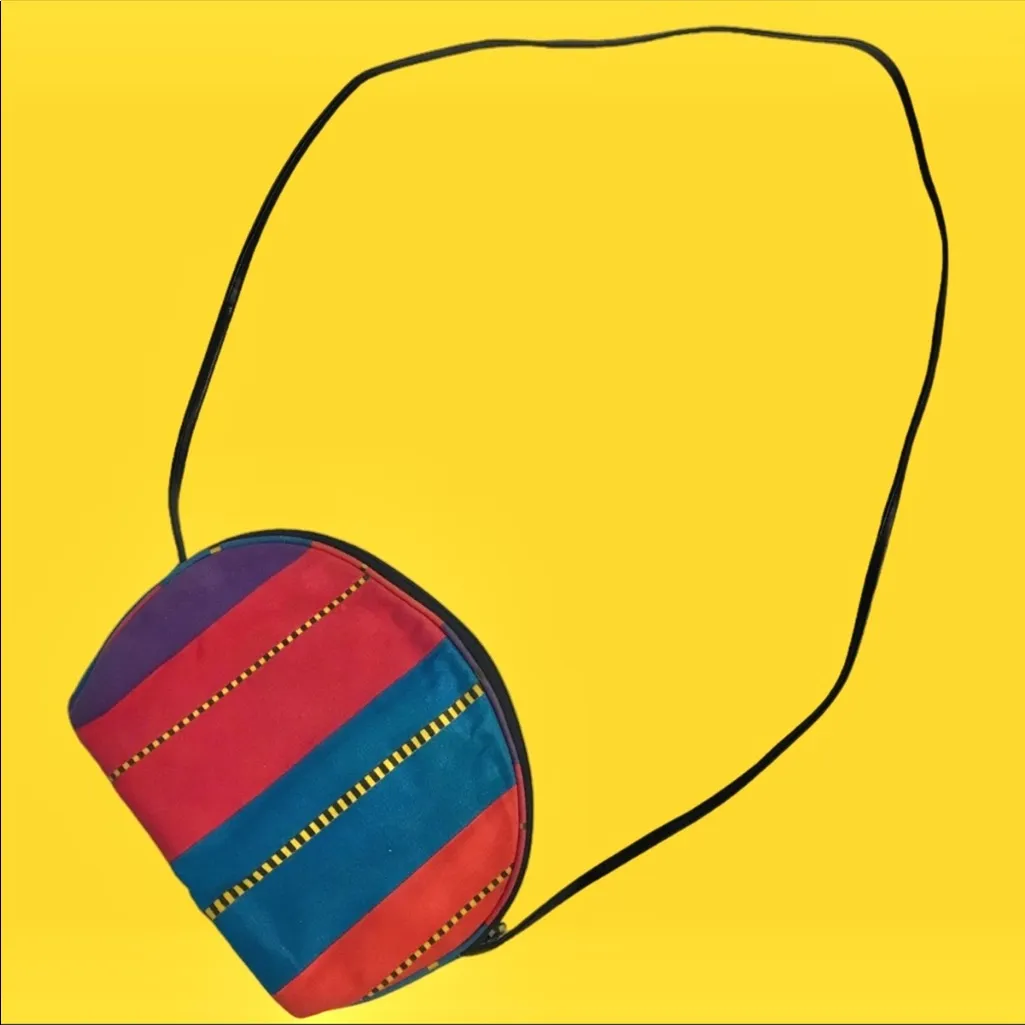 Vintage American Weekend Small Bag Purse 80s 90s‎ Red - Image 2