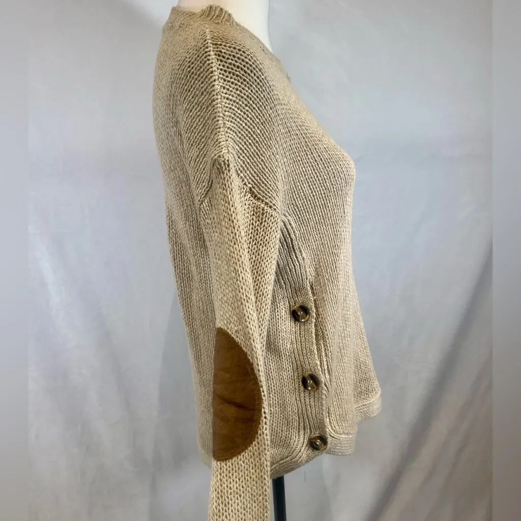 Harper Heritage cream with brown elbow patch open knit button side sweater small - Image 3