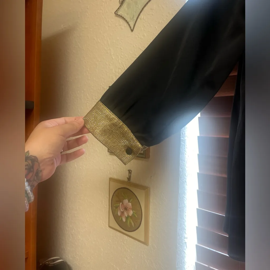 The Moon Peter Pan Gold Sequin Collar Black Blouse  satin Size‎ M - Image 6