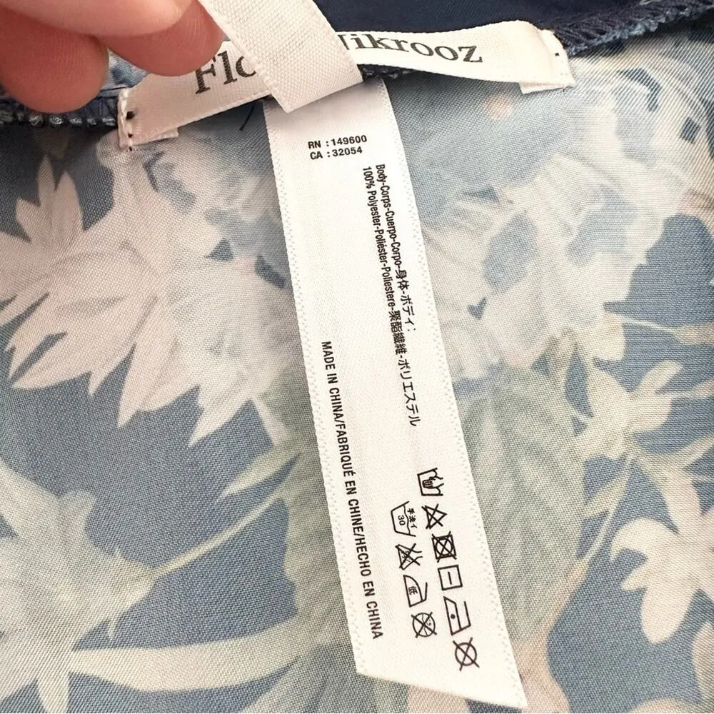 Flora Nikrooz Satin Blue Floral Print Petra Short Robe Tie Belt M/L Medium Large - Image 9