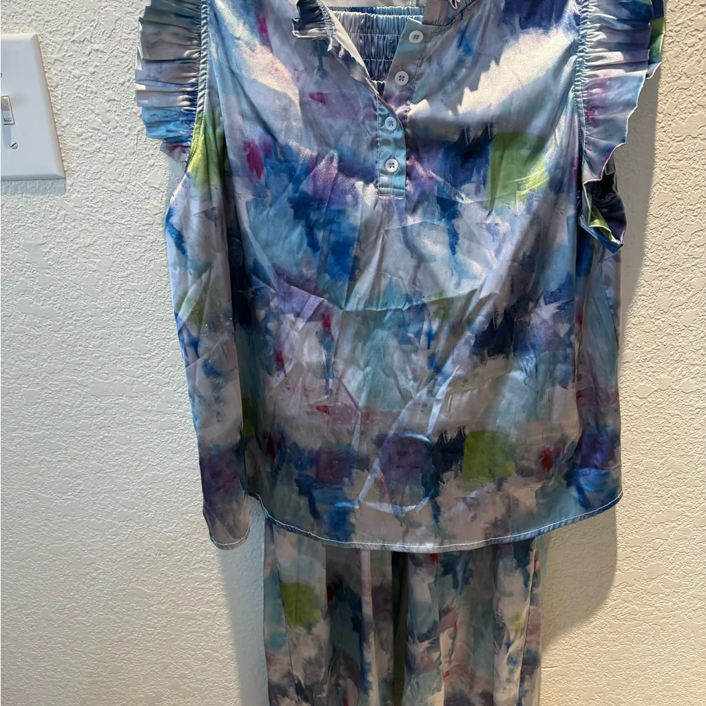 Luxe Boutique Brand Summer Weatherly Satin Pajamas Set Top & Bottom Ruffle Blue - Image 3