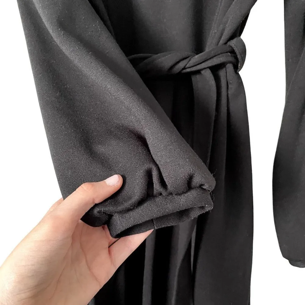 Little black dress long sleeved circle neckline pleated classic vintage simple Size M - Image 3