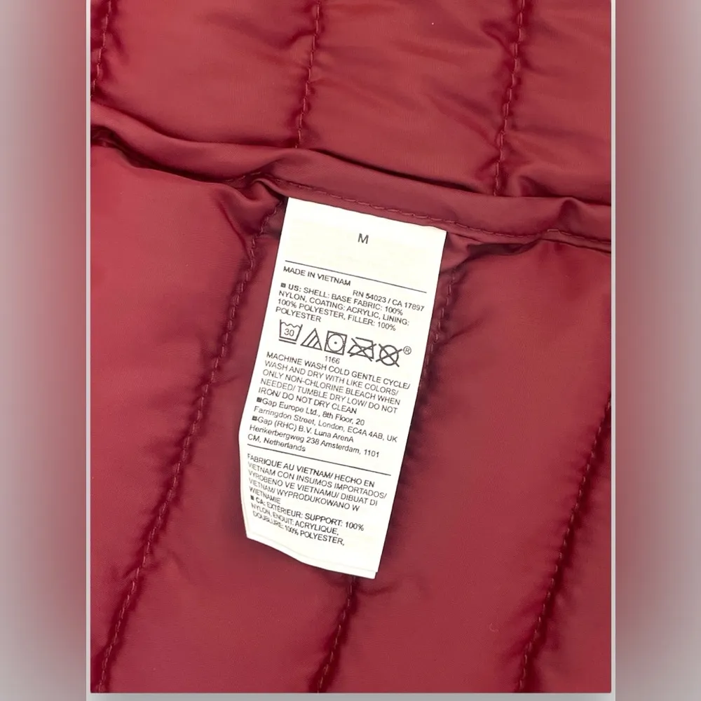 Old Navy Womens Puffer Jacket Water Resistant Burgundy Sz M Quilted Full Zip NWT - Image 6