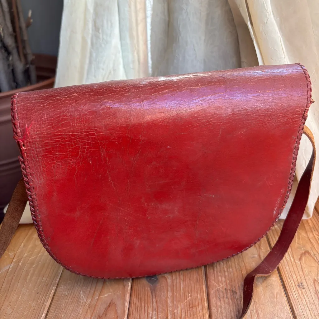 Vintage Red Leather Shoulder Bag - Image 4