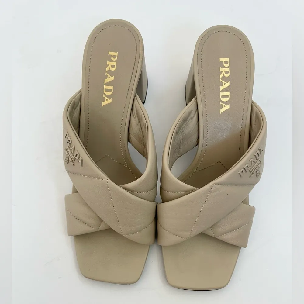 Prada Beige pebbled leather quilted criss cross 65mm block heel mules EU 40 - Image 3