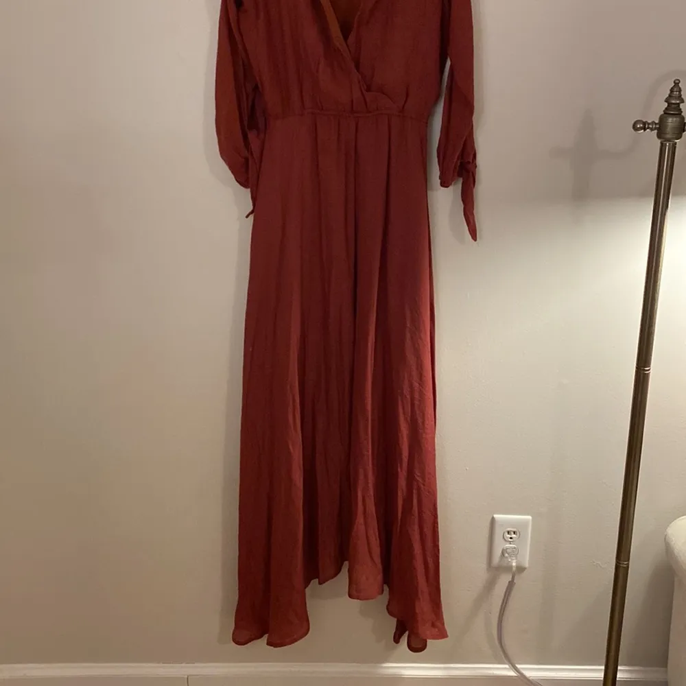 Joyfolie Dress Mauve Pink High Low Long Sleeve Ruffle Cut Out Maxi Size Medium - Image 7