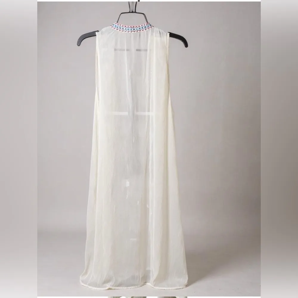 Steve Madden White cardigan and or duster or cover-up, with Red and Blue Trim - Image 2