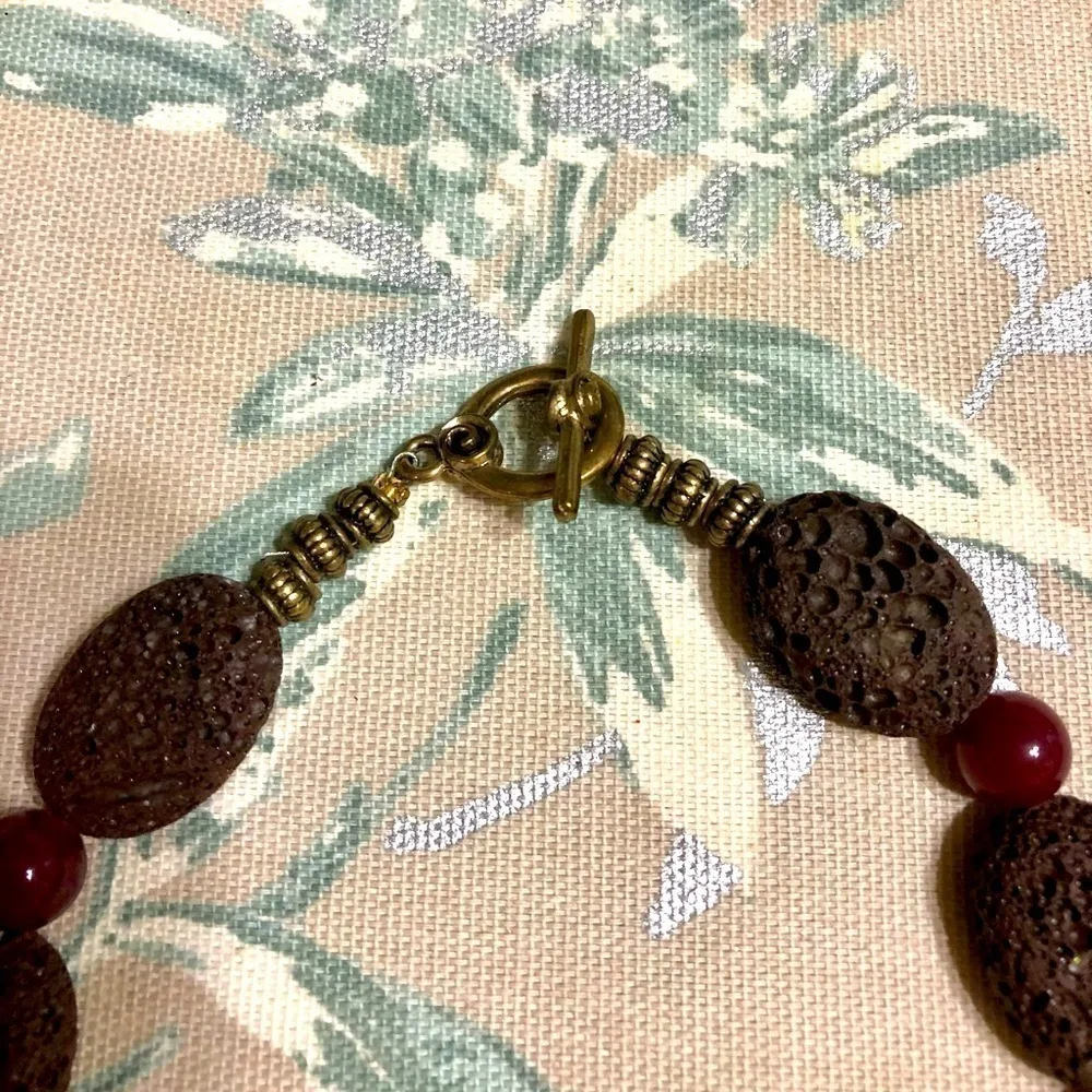 Beaded Stone Chunky Statement Necklace With Toggle Closure NWOT - Image 12