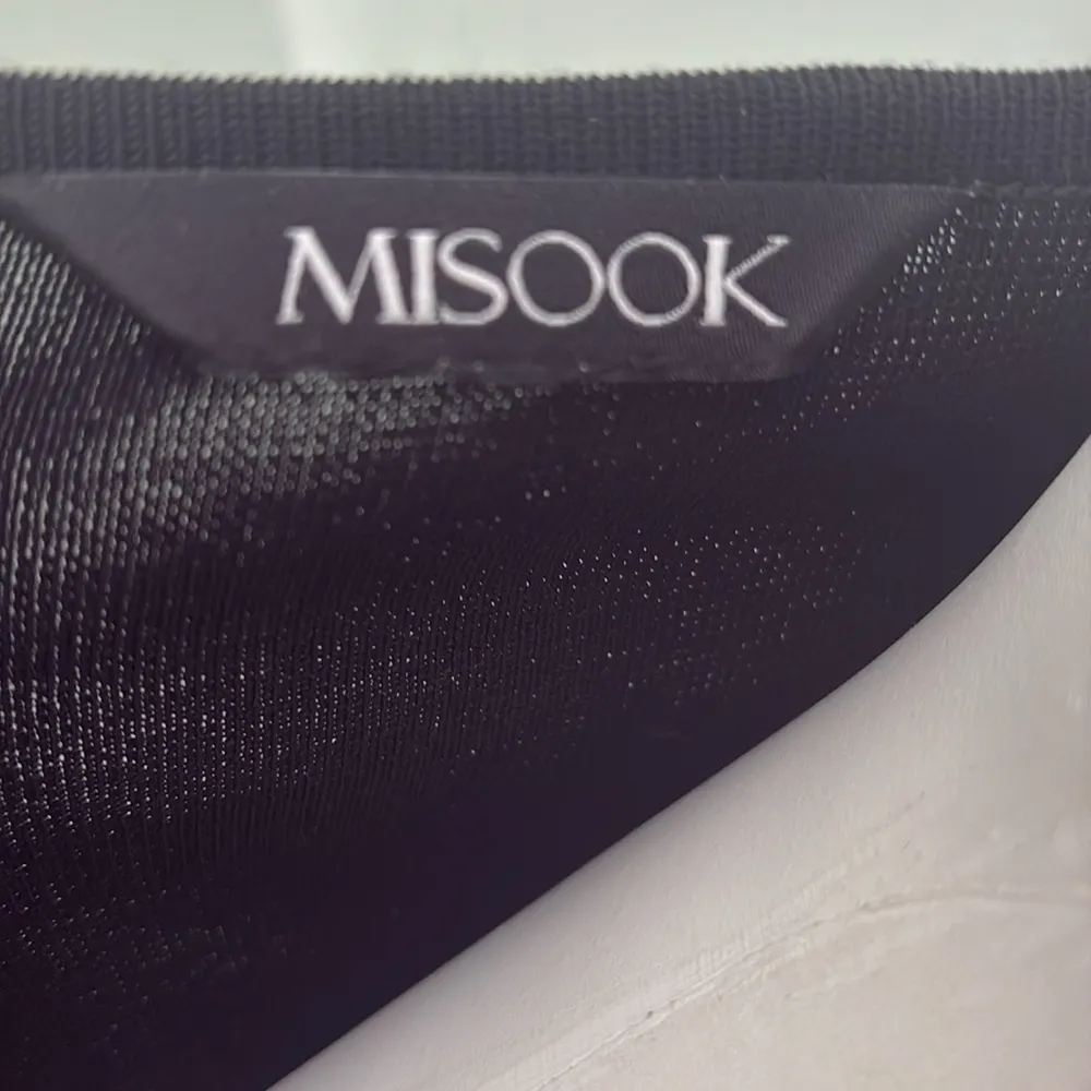 Misook Long Sleeve Black Tunic Medium - Image 4