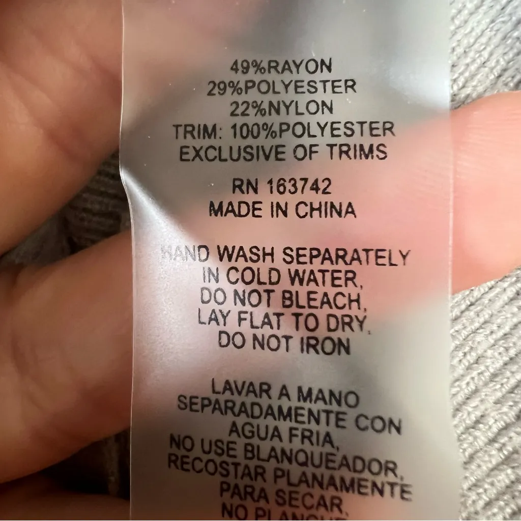 LIV MILANO Rhinestone Embellished Long Sleeve Sweater Top Dolman V - Image 10