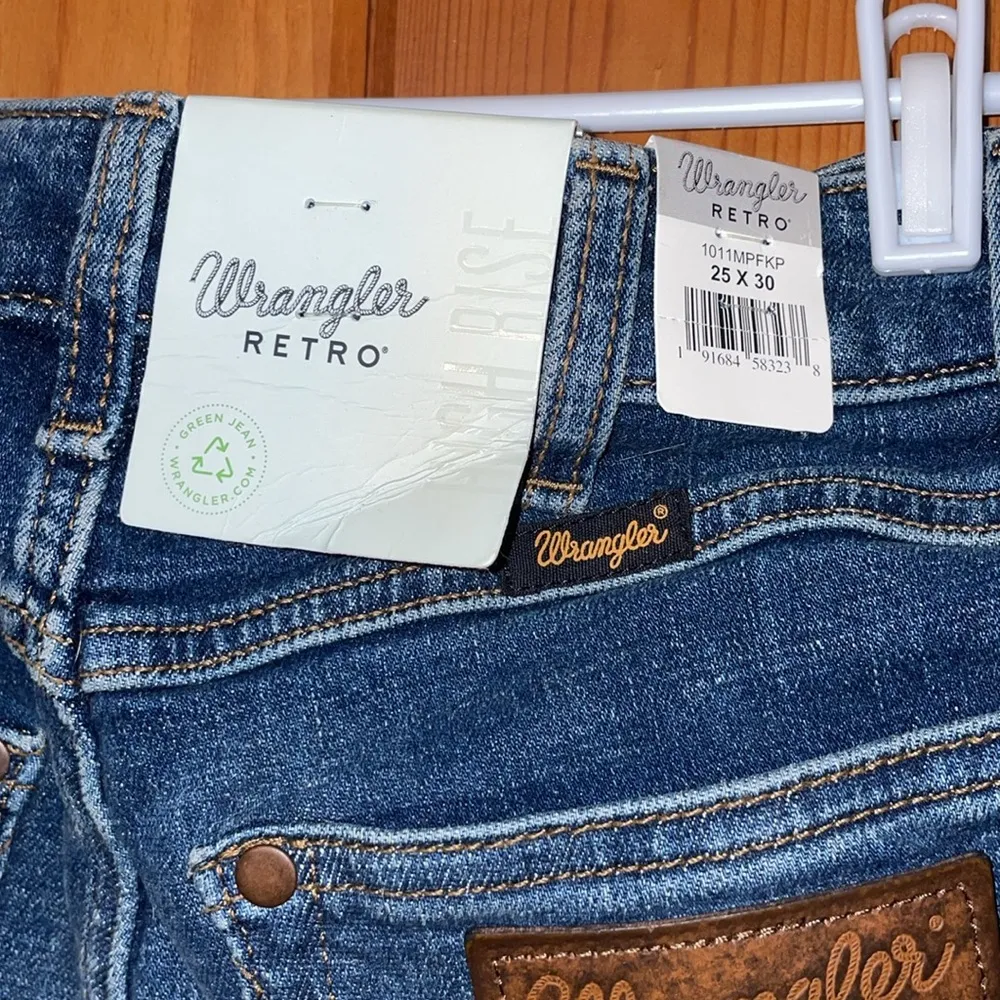 Wrangler retro women’s flare western jeans size 25X30 cowgirl rodeo jeans NWT - Image 9