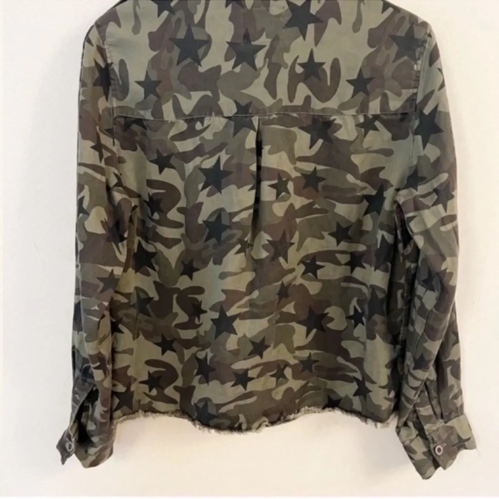 Hendrick Star Camo Jacket Green Army Frayed Hem Women’s Small Button Front - Image 7