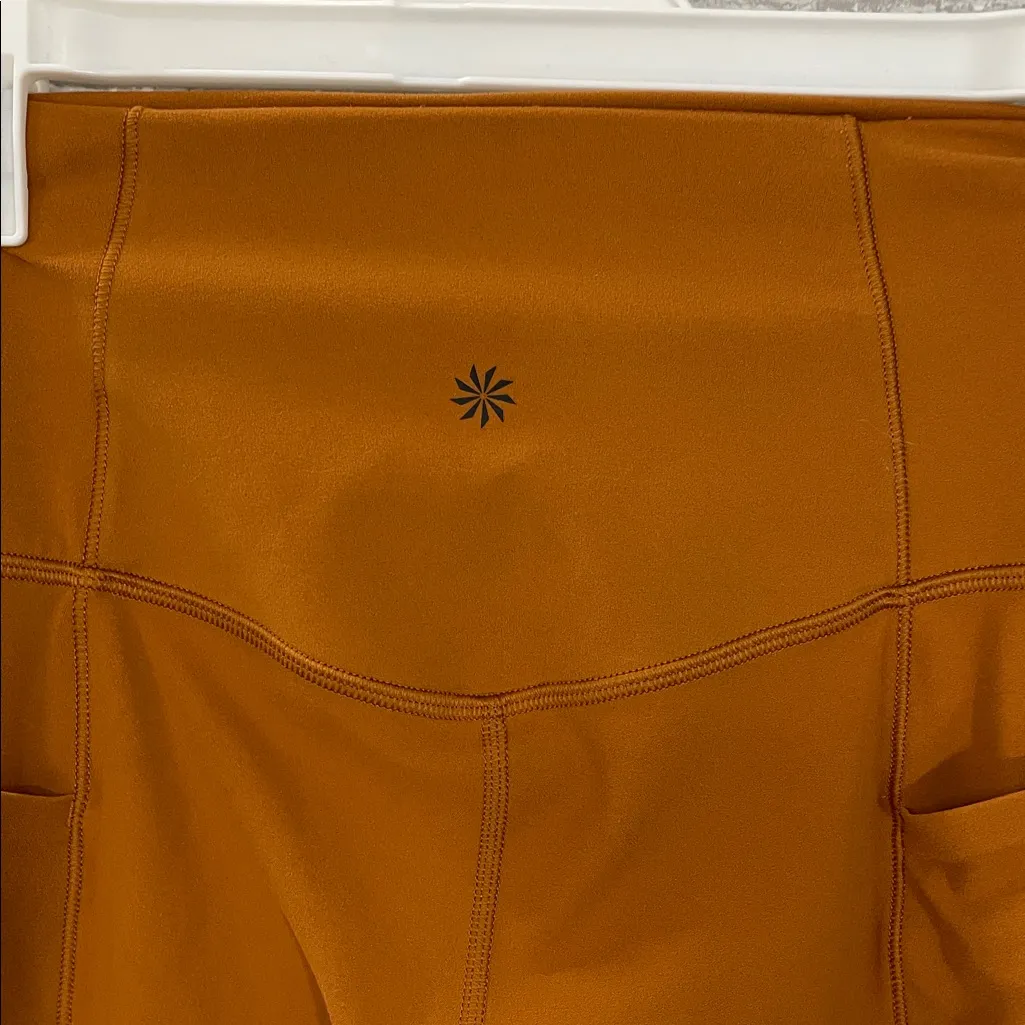 Athleta Salutation Stash Pocket 7/8 Tight - Image 5