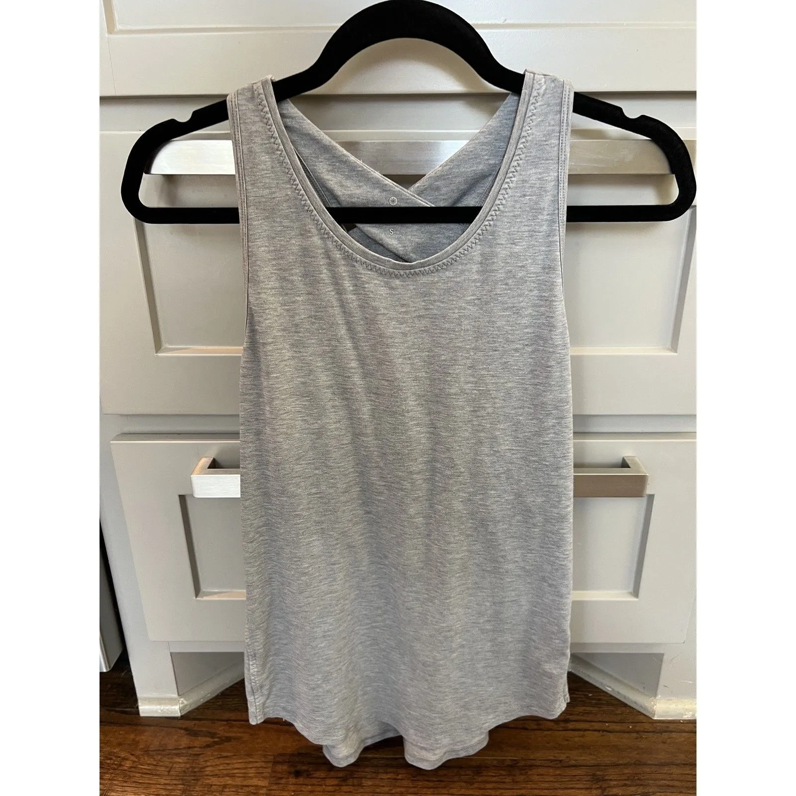 Athleta Womens Essence Tie Tank Grey Size Small Workout Top - Image 2