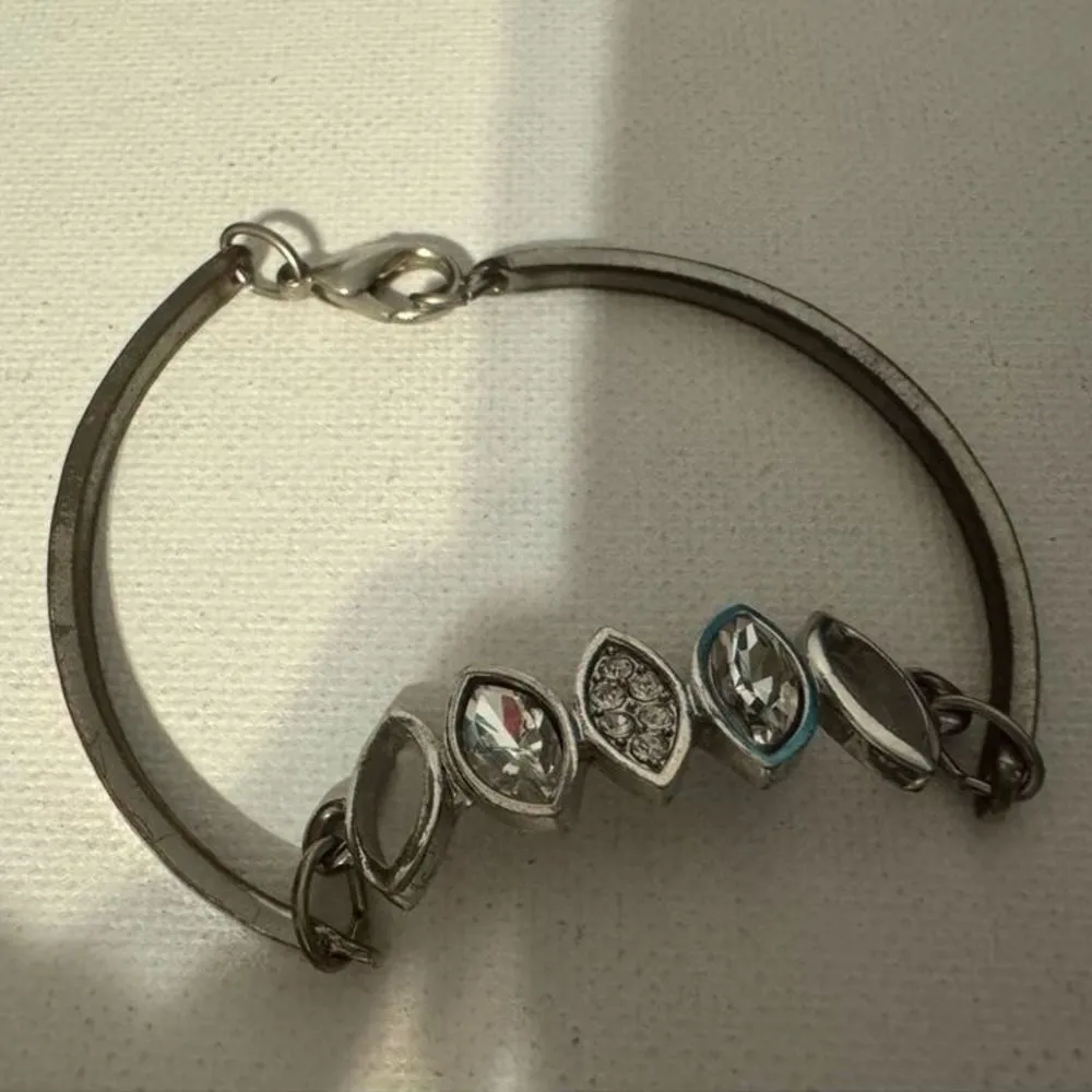 Vintage Y2K Womens Silver Toned Almond Shaped Open/Close Rhinestone Bracelet 90s - Image 4