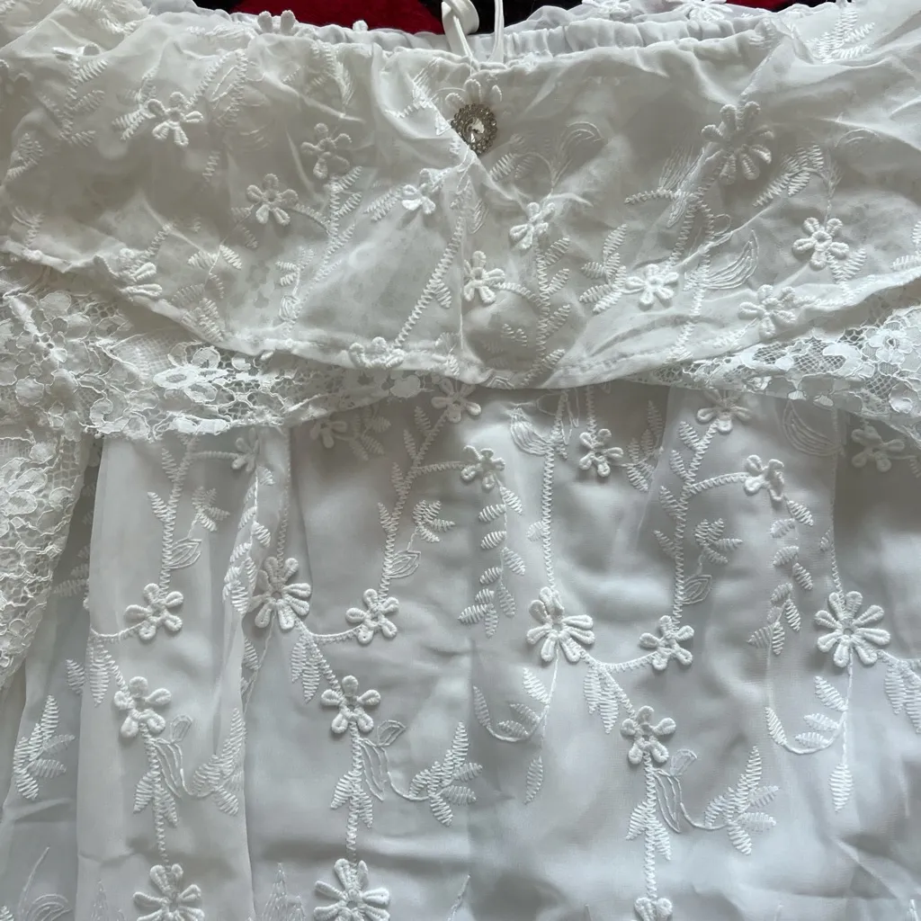 Korean fashion white lace floral ruffle off the shoulder top S - Image 2