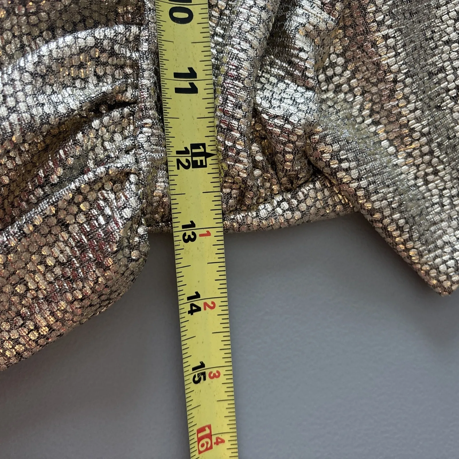 Skies Are Blue Tank Shirt Sz S Champagne Twist Front Metallic Blouse Night Out - Image 9