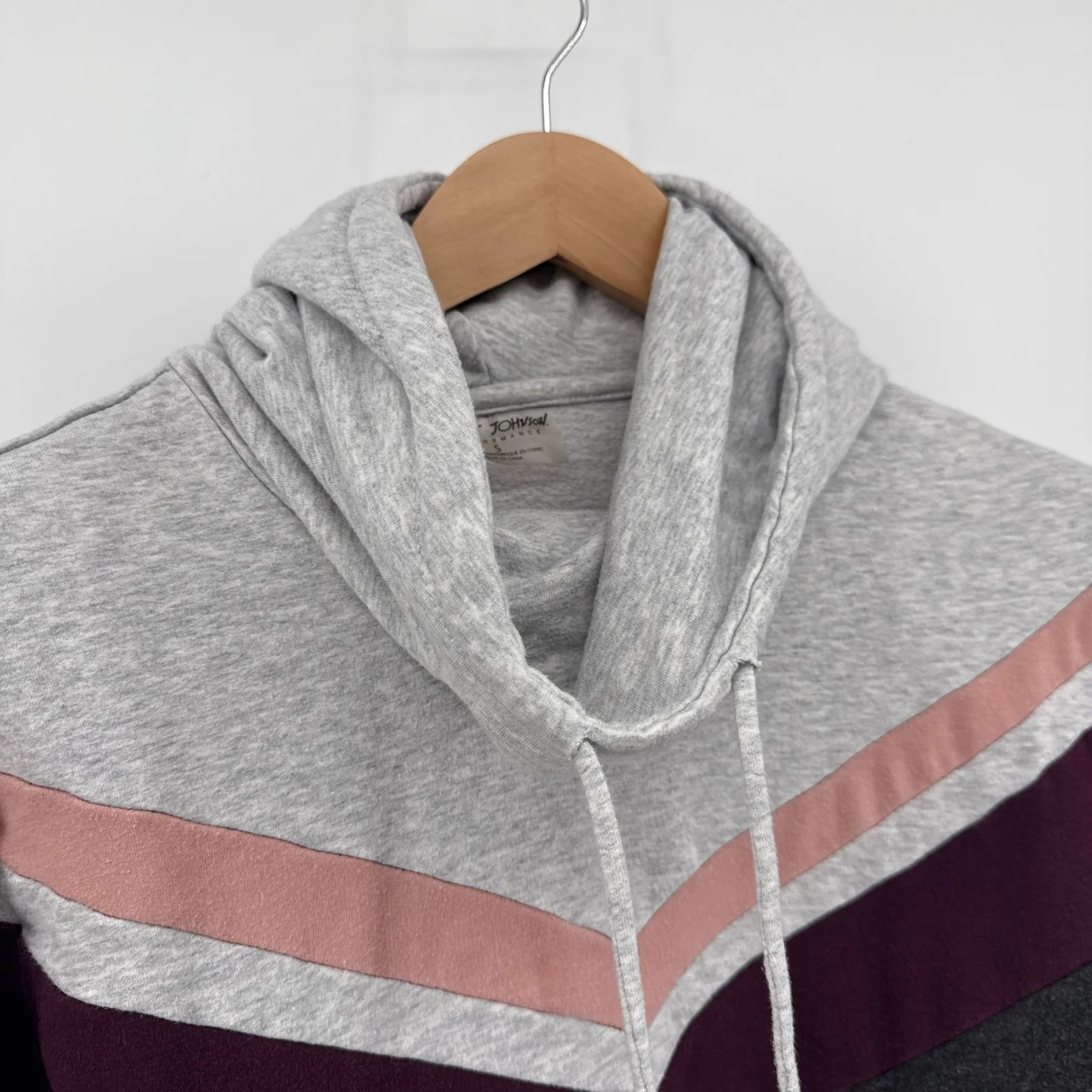 Betsey Johnson Performance Chevron Colorblock Cowl Neck Sweatshirt Women Small - Image 4