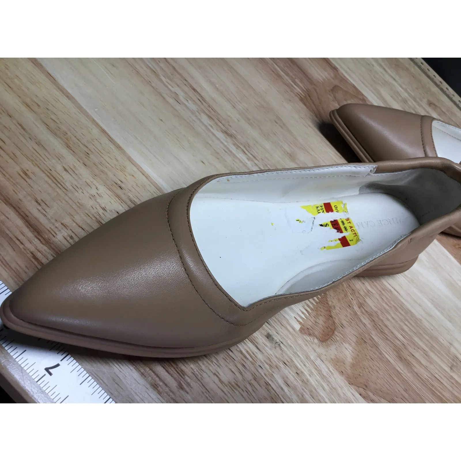 Vince Camuto Peejay Ballet Flats Women's 6 M Beige Leather Slip On Pointed Toe - Image 8