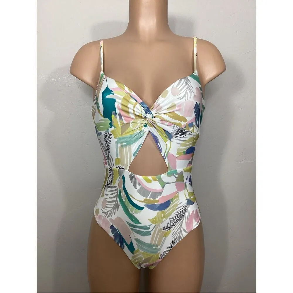 New. L*SPACE cut out one piece. Size 8. Retails $187 - Image 4