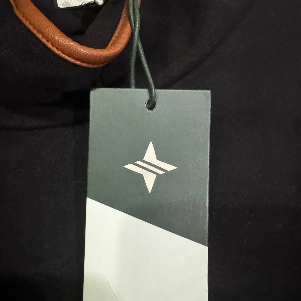 Tuckernuck Black and leather funnel neck poncho sweater Size undefined - Image 4