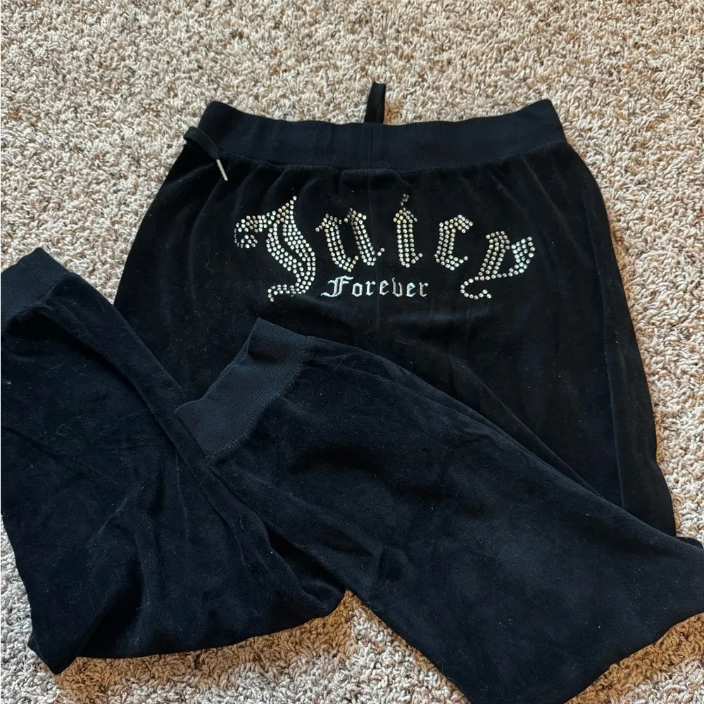 Juicy Couture Black Velour Cuffed Sweatpants - Image 2