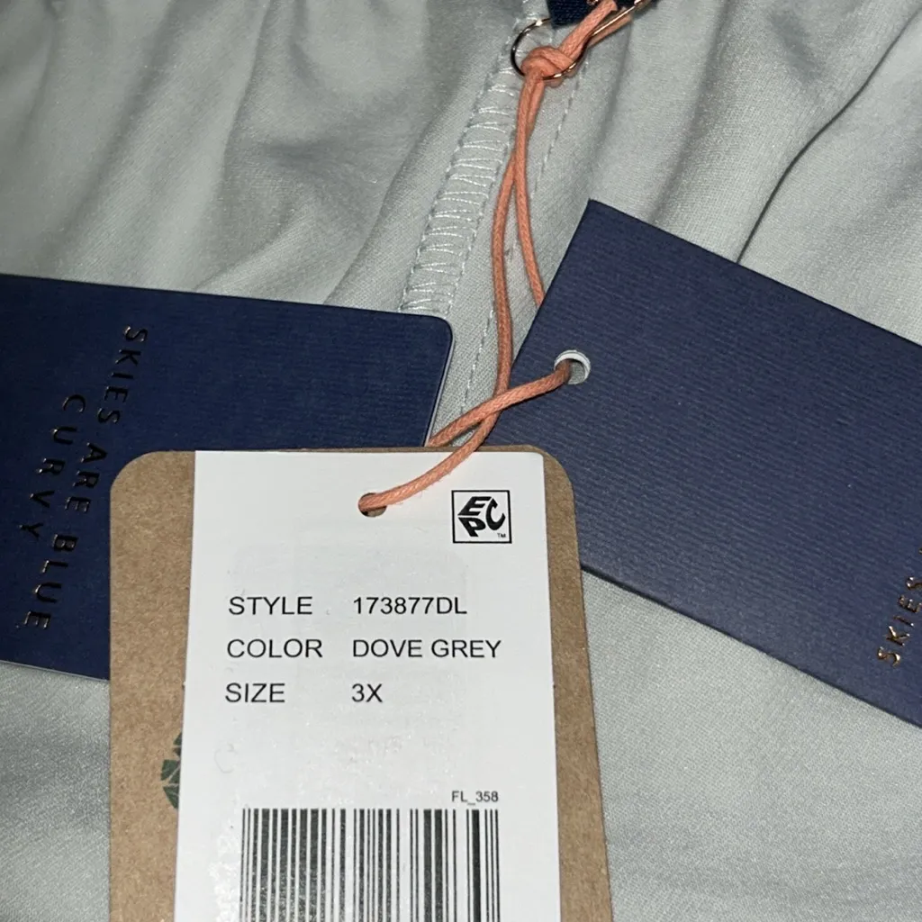 Women's Light Gray Shorts - Image 8