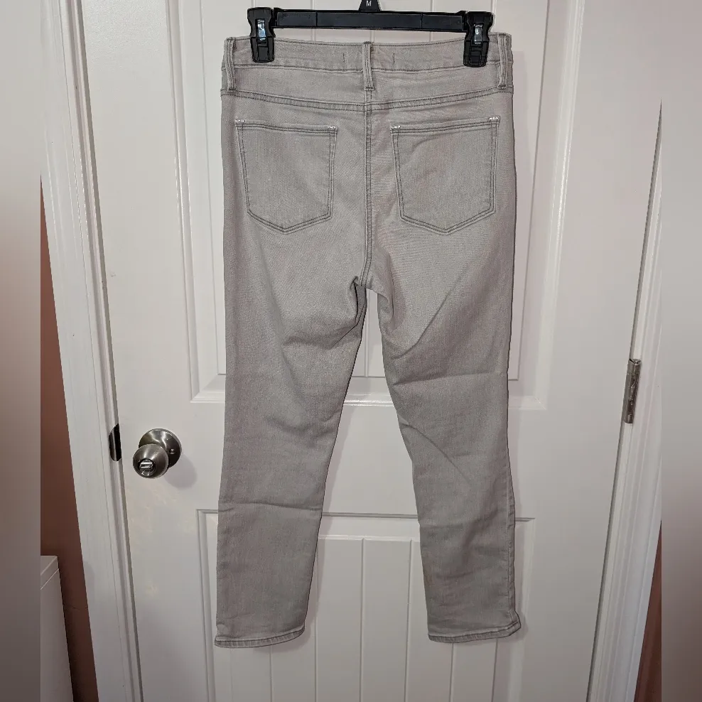 Lot Of 4 Mixed Women's Jeans Joe's Jeans, Athleta, Denizen W6/28 - Image 3