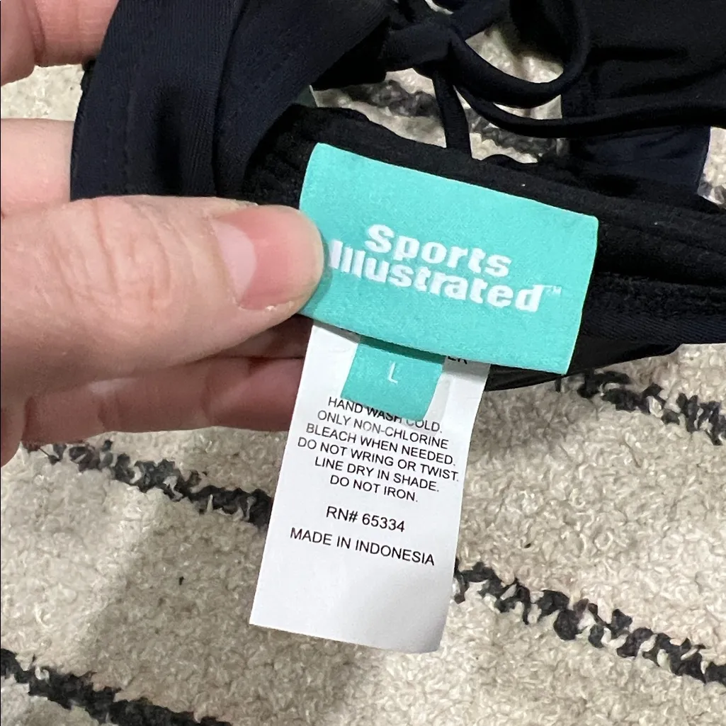 Sports Illustrated Swim Black Cross - Image 4