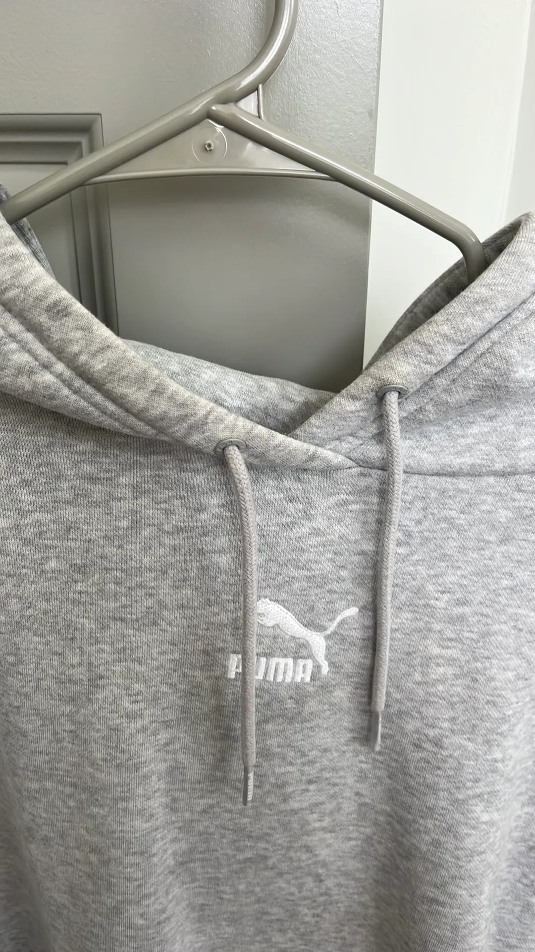 Puma Sweatshirt Women’s - Image 5