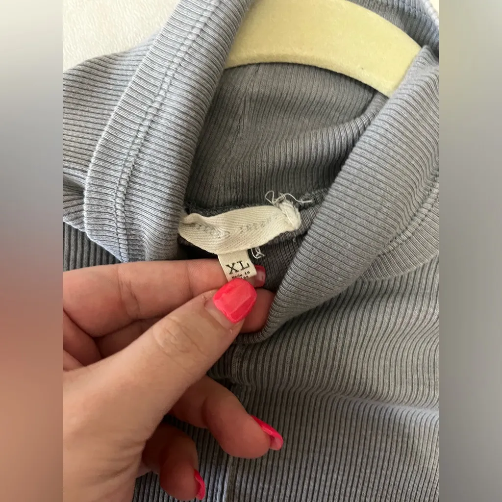 Gilded Intent Mock-neck Basic - Image 6